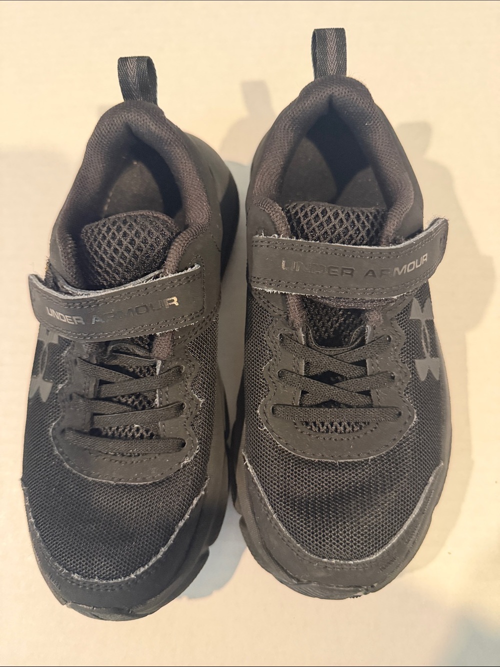 Under Armour Kids Black Mesh Athletic Sneakers with Hook-and-Loop Strap